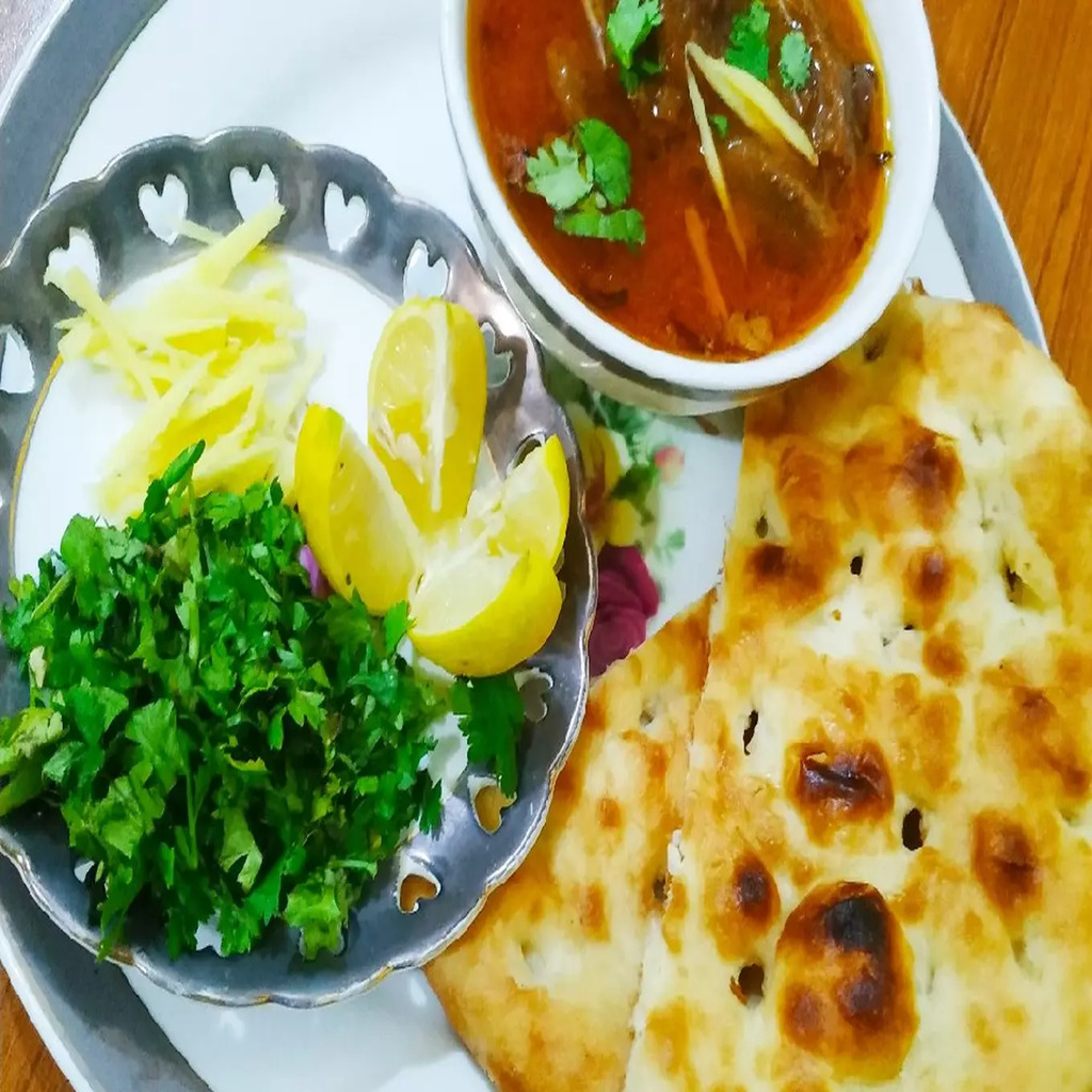 beef-nihari-with-kulcha